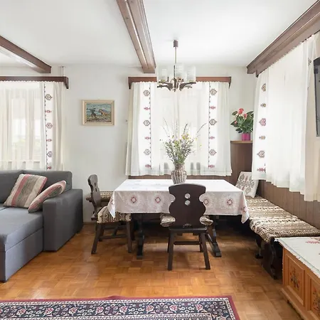 Apartment House Of Cesar *